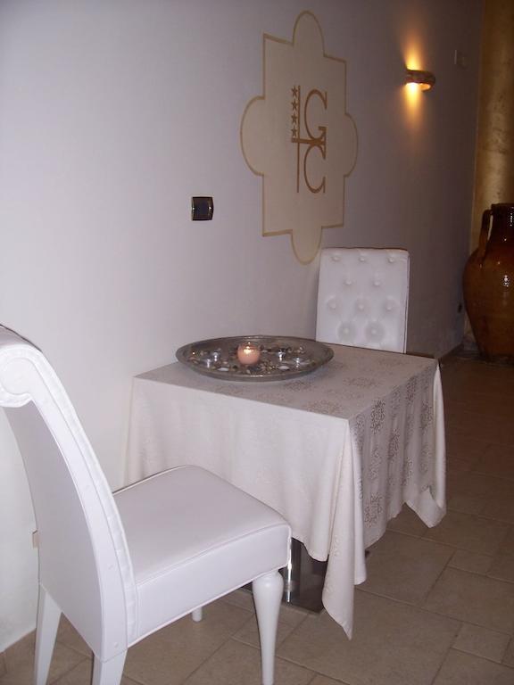 Hotel Madonna Delle Grazie Ceglie Messapica Buitenkant foto