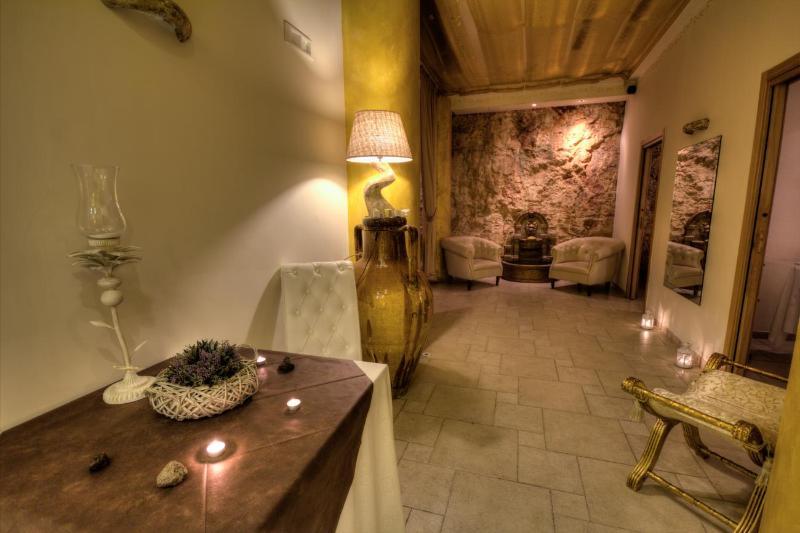 Hotel Madonna Delle Grazie Ceglie Messapica Buitenkant foto